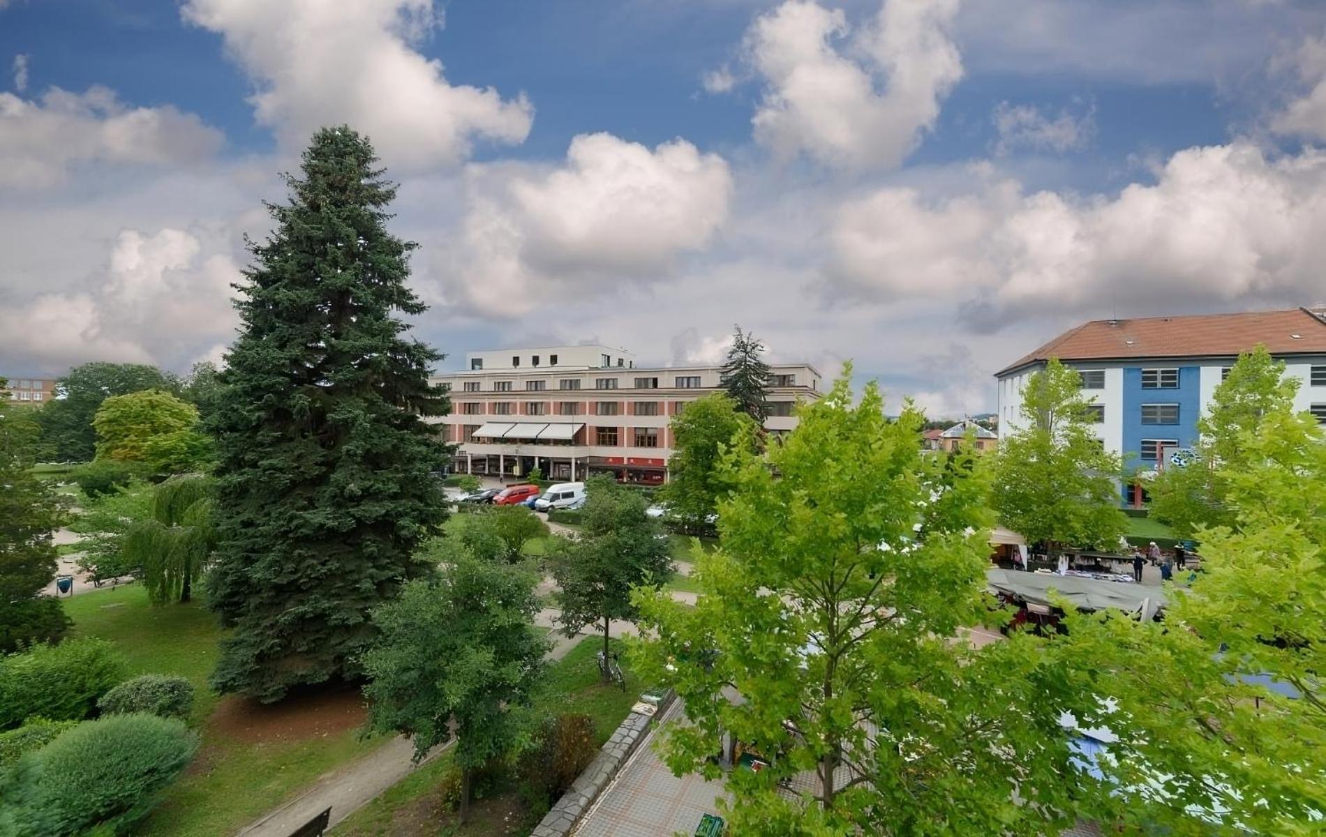 Apartman Astra Sezimovo Usti Екстериор снимка