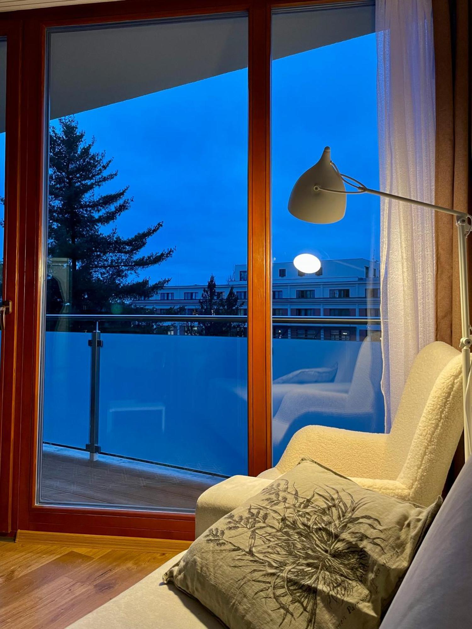 Apartman Astra Sezimovo Usti Екстериор снимка